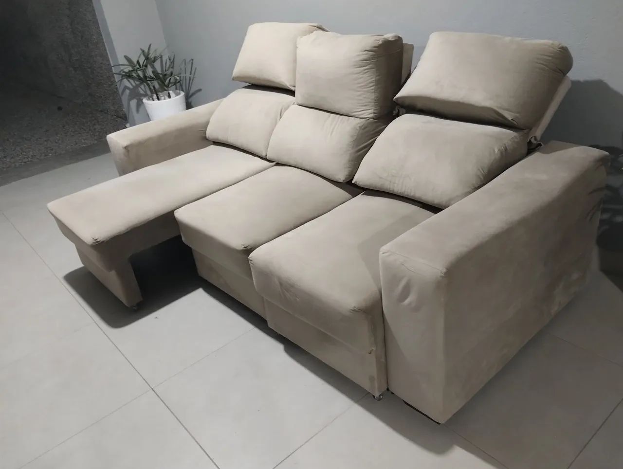 Sofá retrátil e reclinável 3 lugares entrego ler anúncio  - Foto 3