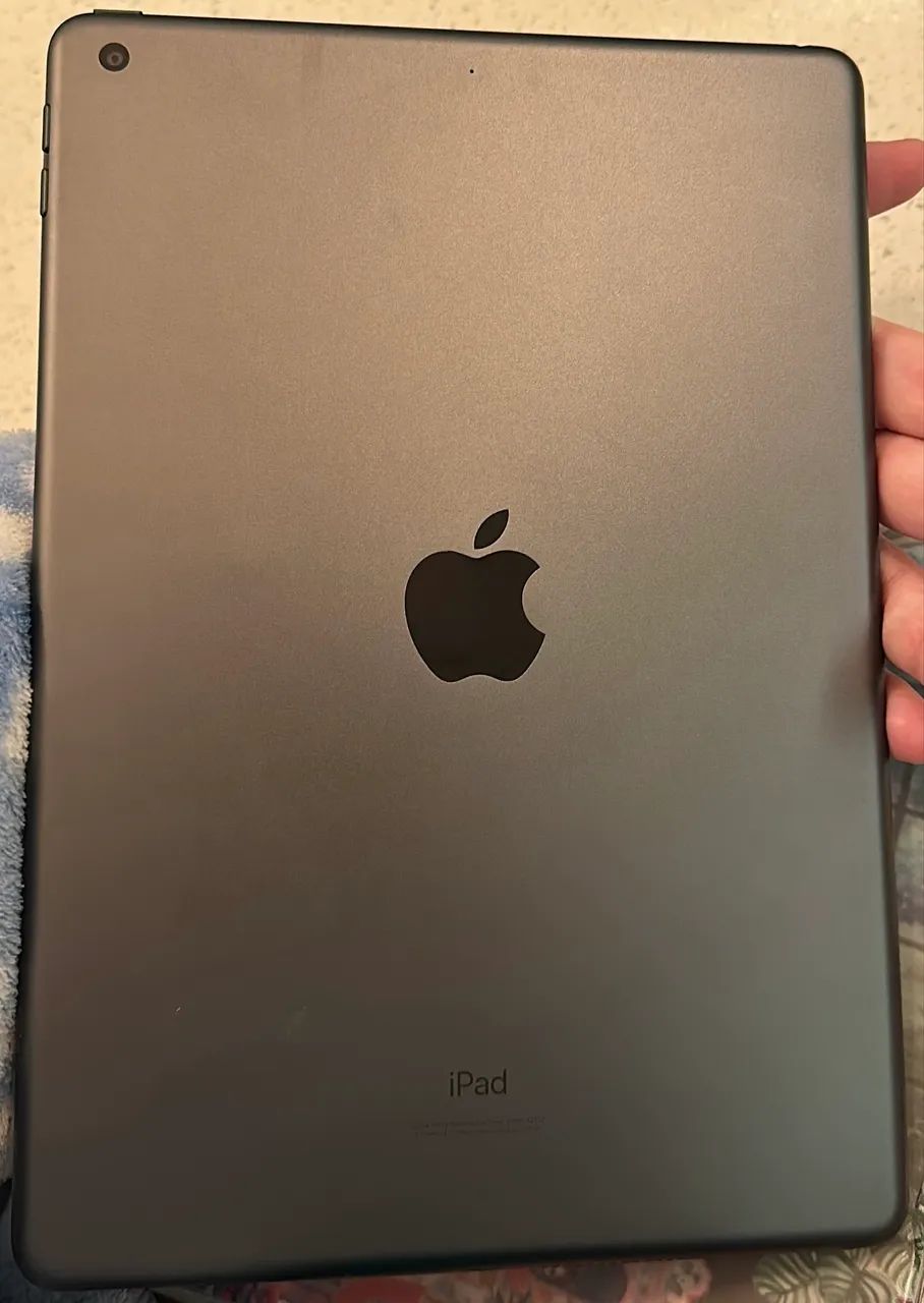 Ipad 8º geração, 32GB, com carregador - Foto 2