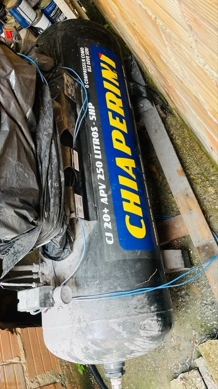 Vendo Compressor de Ar Chiaperini 250L - Foto 2