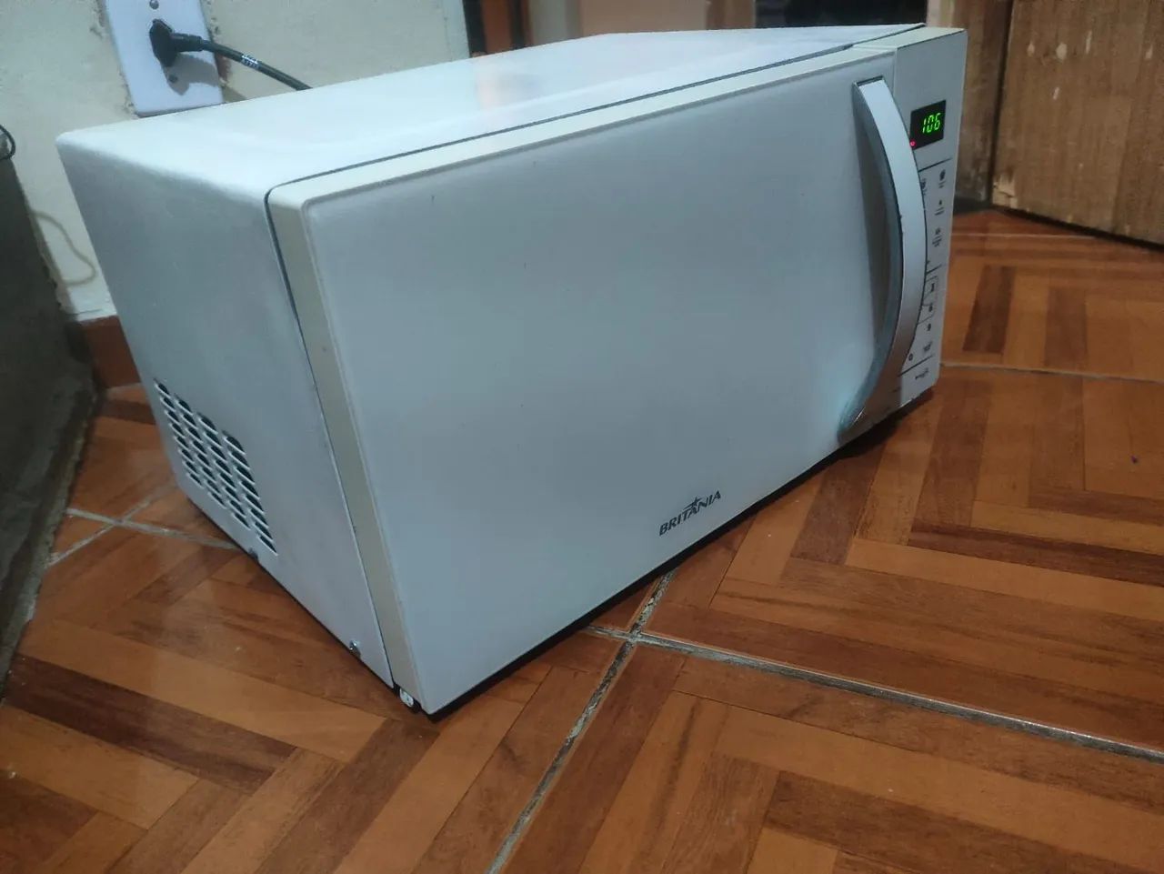 MICROONDAS BRITÂNIA  - Foto 2