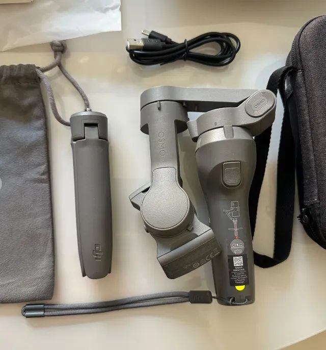  DJI Osmo Mobile 3 Combo  - Foto 5
