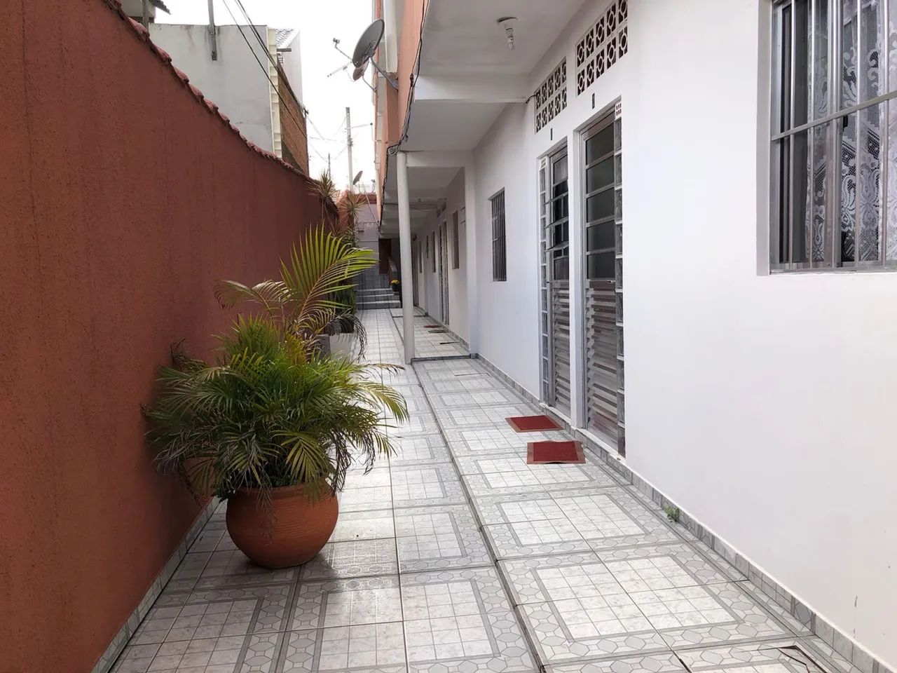 Kitinete no capão raso $900