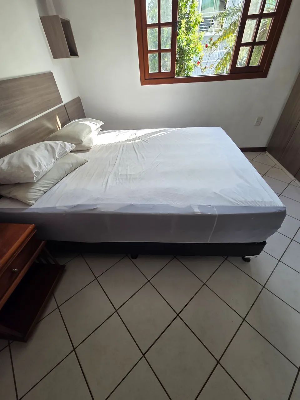 Cama box Queen com colchão  - Foto 3