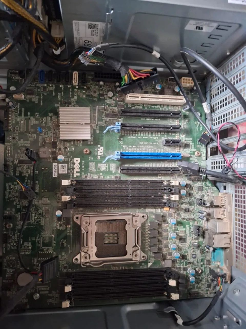 Servidor Dell Precision T3610 - Foto 3