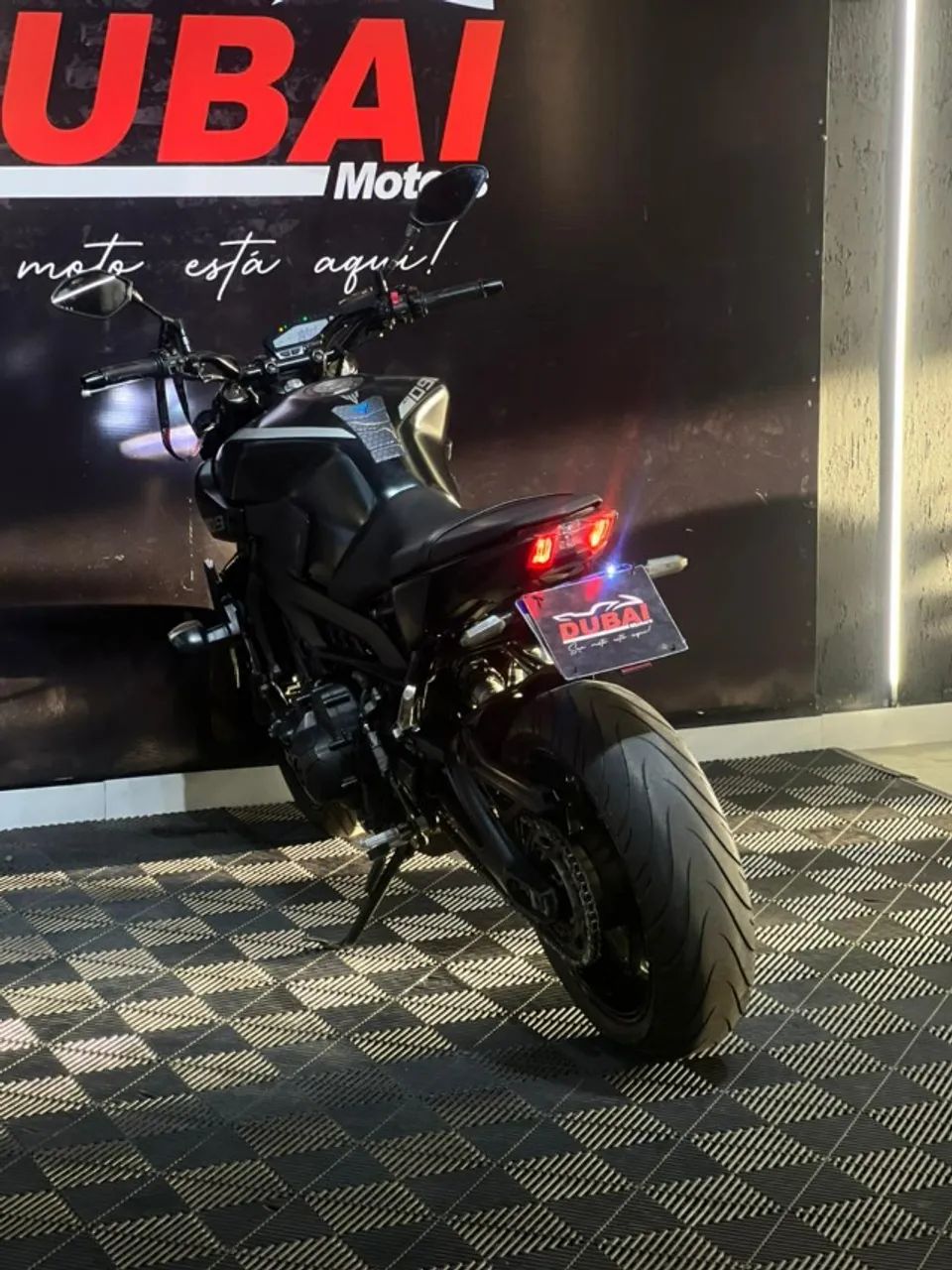 YAMAHA MT 09 2021  - Foto 4