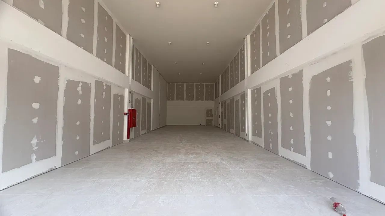 Sala Comercial com 94,73 m²  Centro