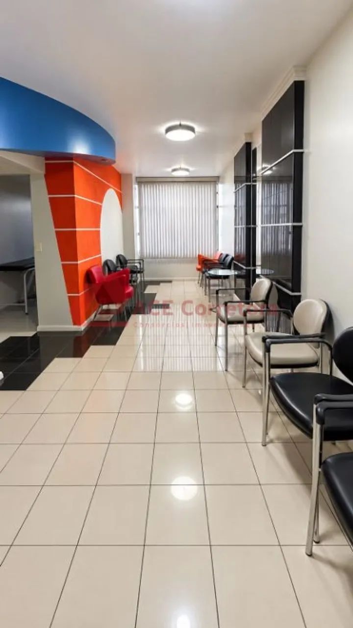 Sala Comercial com Recepção e 2 Salas de Atendimento