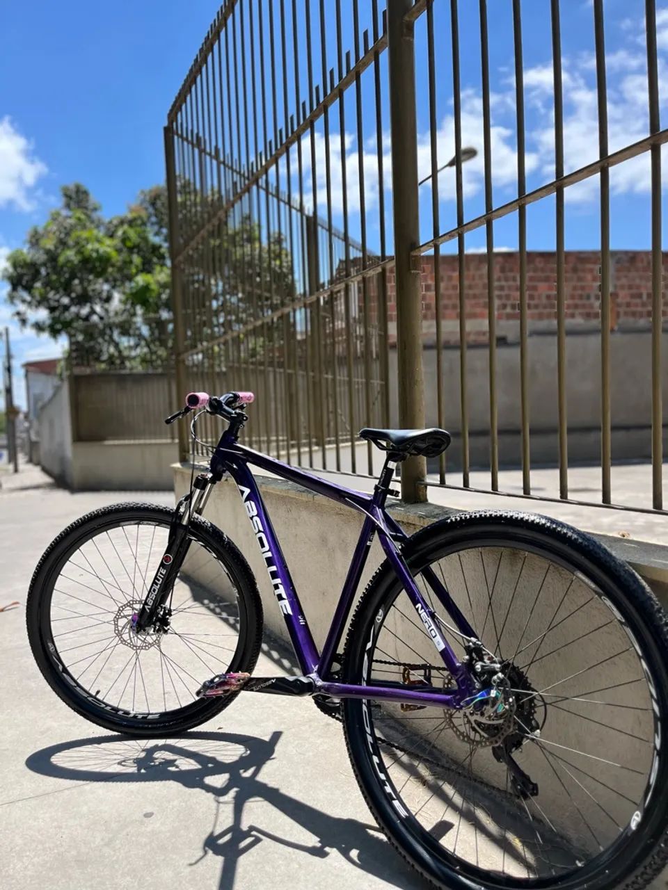 Bicicleta absolute nero 5 roxa 2025/ só pegar e andar 