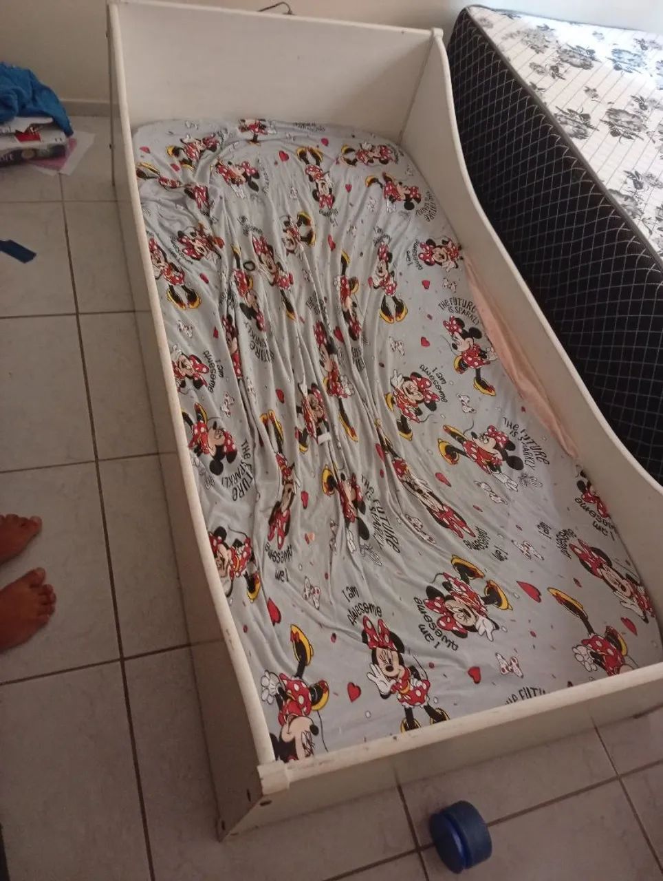 Vendo cama infantil $150 sem o  colchão  - Foto 5