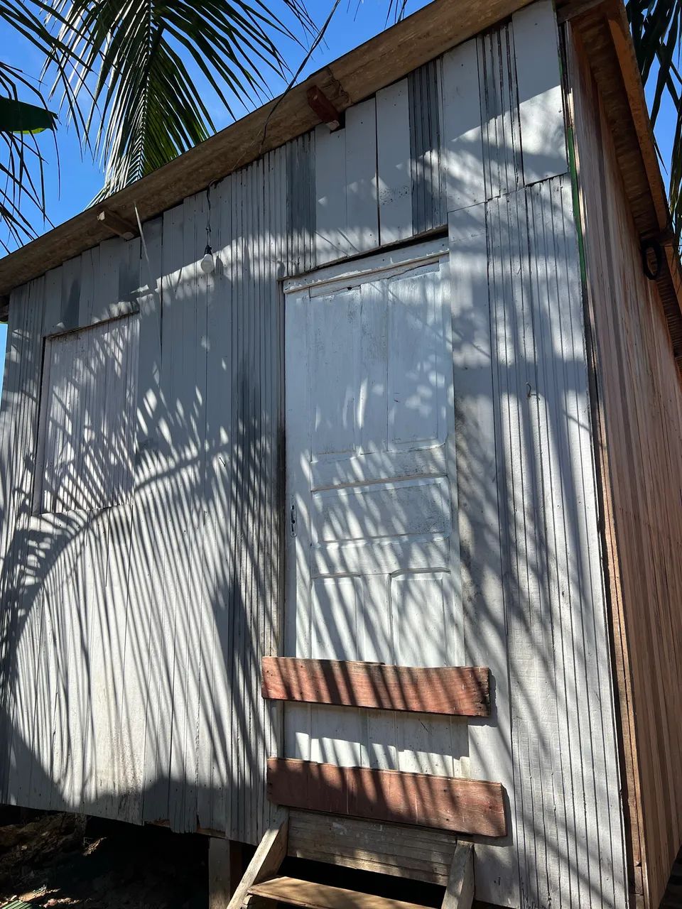 Vendo madeira com tudo dessa casa  - Foto 2