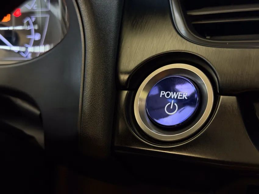 Lexus UX-250h Luxury 2.0 16V Aut.(hybrid), foto 17 de 19
