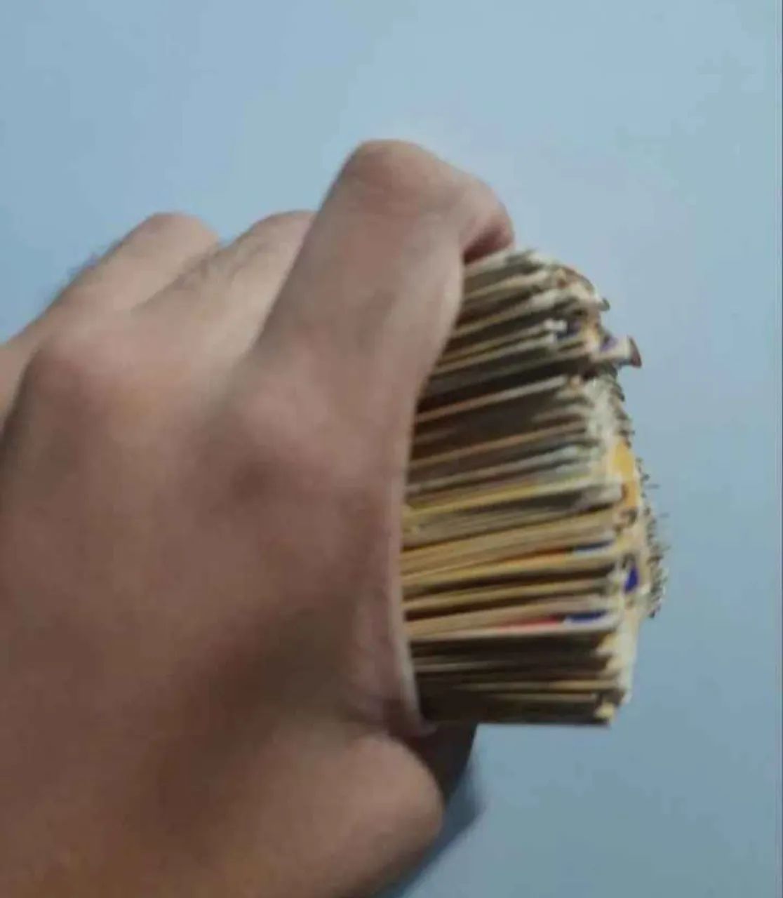 Vende-se 276 cartas da copa do mundo 2018