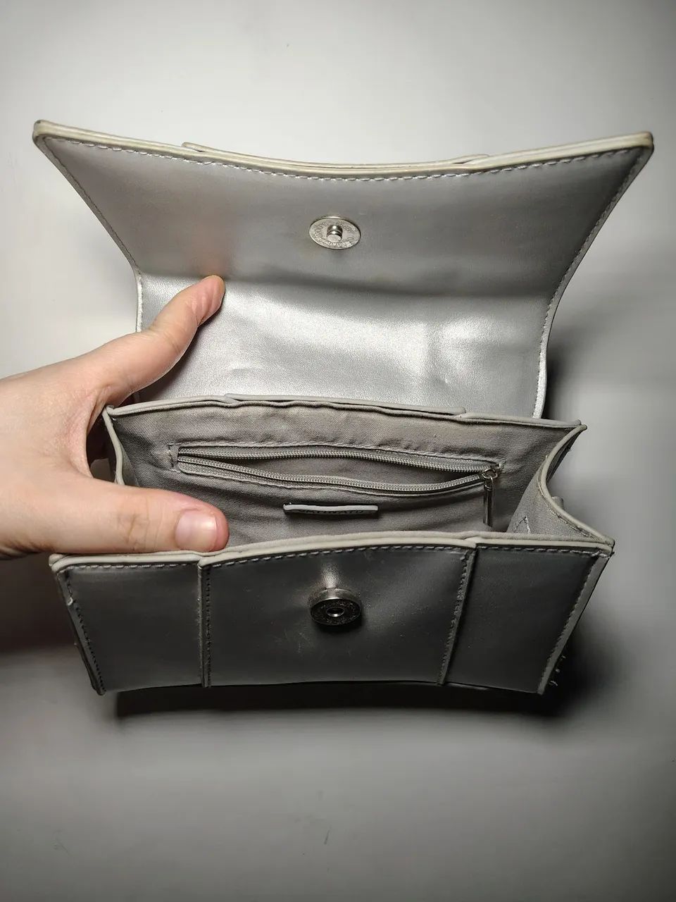 BOLSA PRATEADA (alça removível) - Foto 2