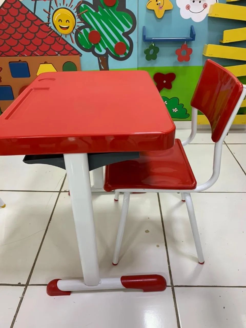Mesa Escolar linda 