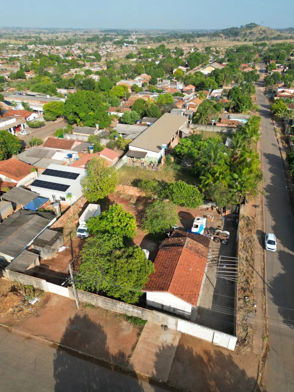 Casa em 2 lote 30x30 - Foto 2