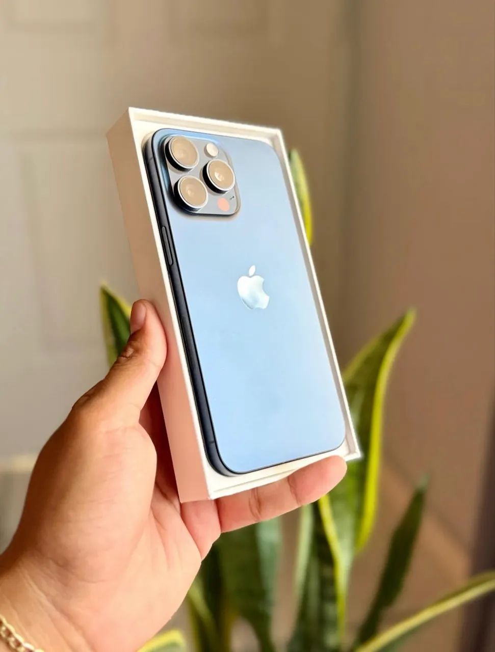 IPHONE 15 PRO MAX 512GB - OPORTUNIDADE - Foto 2