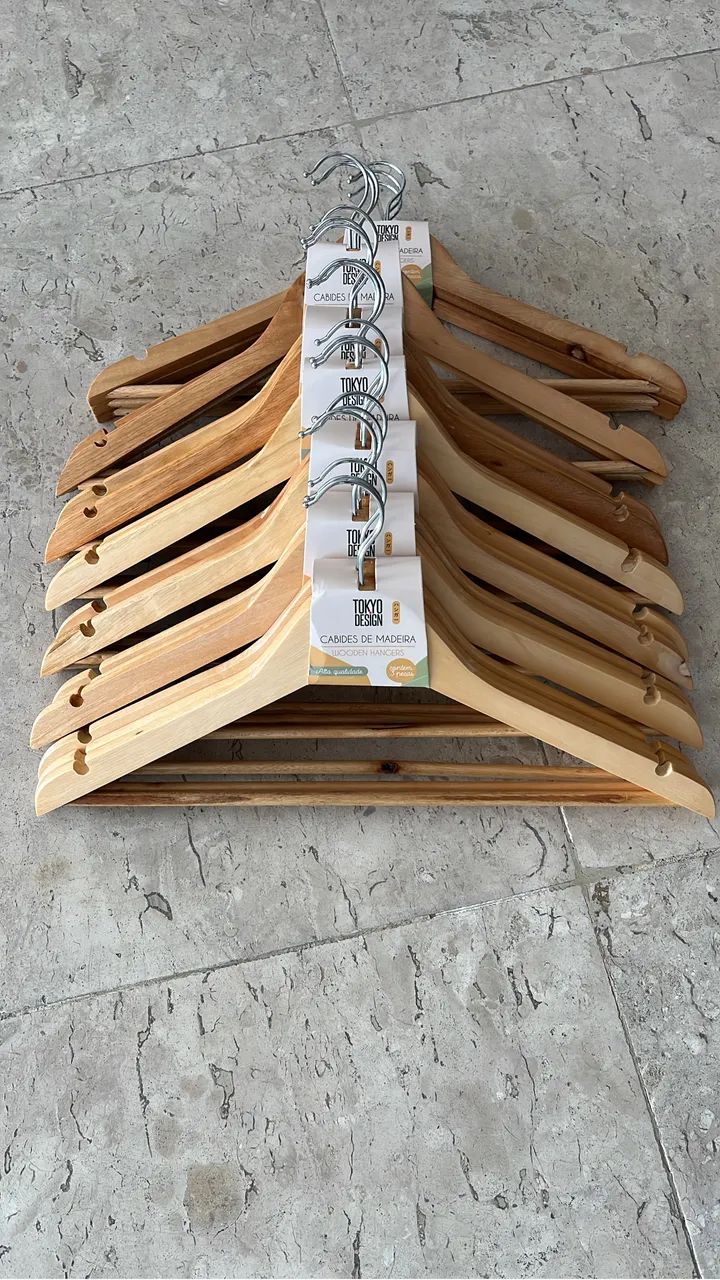 Cabides madeira novos- kit 3