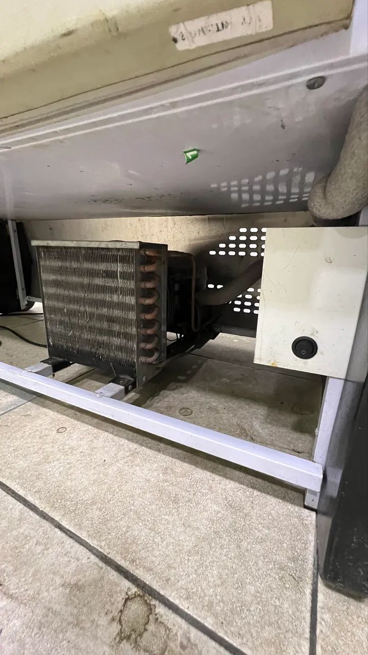 Vitrine Refrigerada Polar 1,30 m - 220V - Foto 5