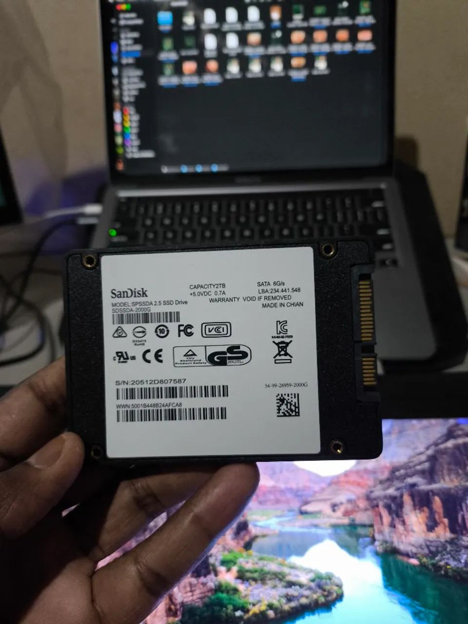 SSD-SanDisk 2TB - Foto 2