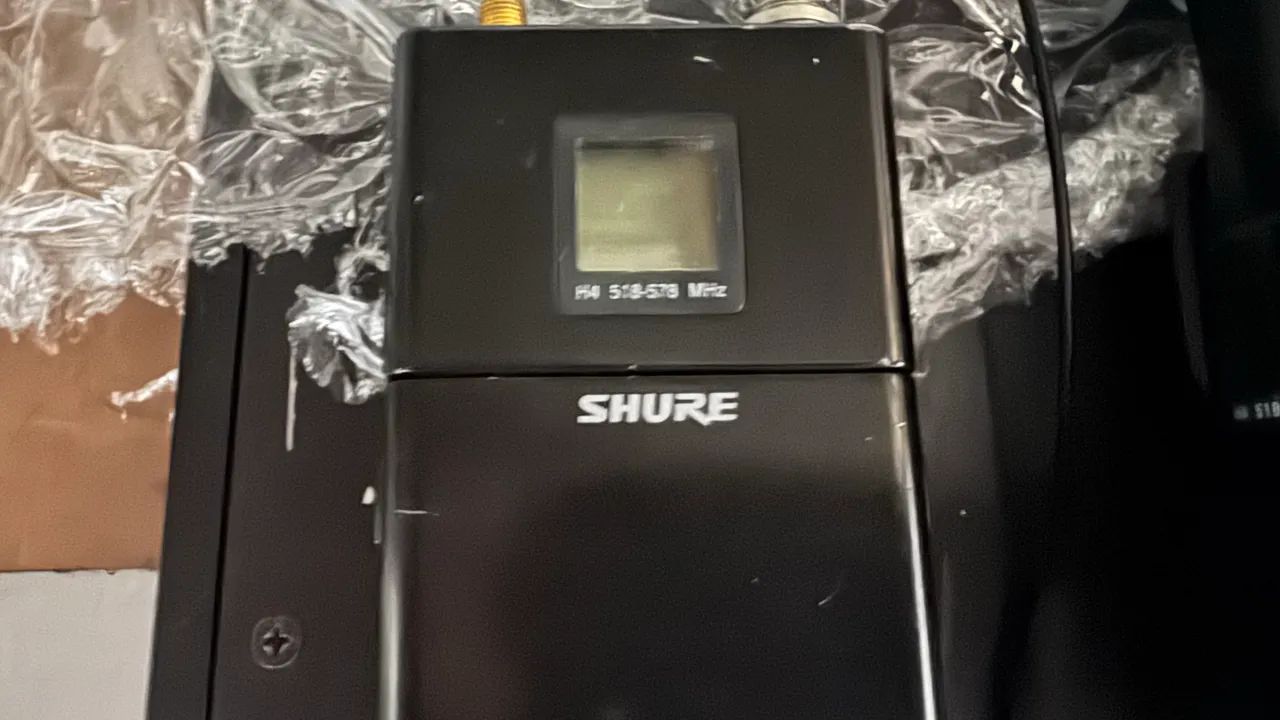 Microfone Sem Fio Shure UR4D SM58 Completo  - Foto 5