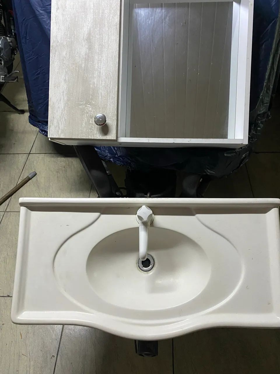 Pias para banheiro /cozinha 