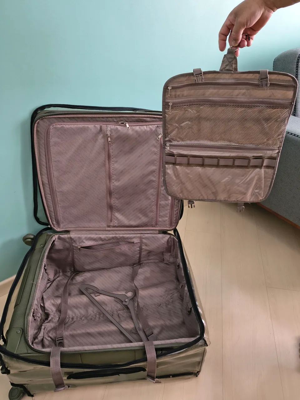 Mala de viagem 23k com 4 rodinhas em Botafogo. - Foto 5
