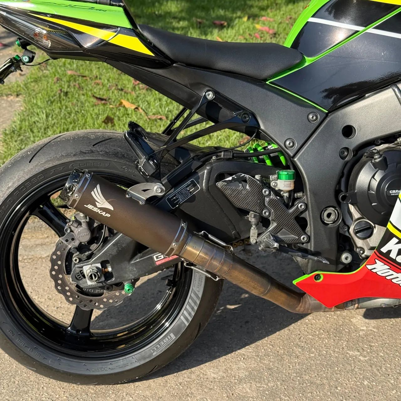 Kawasaki Zx-10/ Zx-10r 1000cc 2015 - 1500126381 | OLX