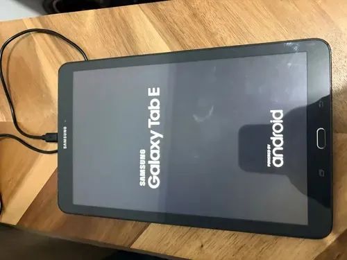 Tablet Samsung Galaxy Tab -E T560