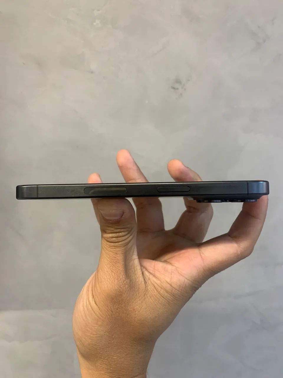 iPhone 15 Pro 128 GB - Titânio Preto - Foto 3