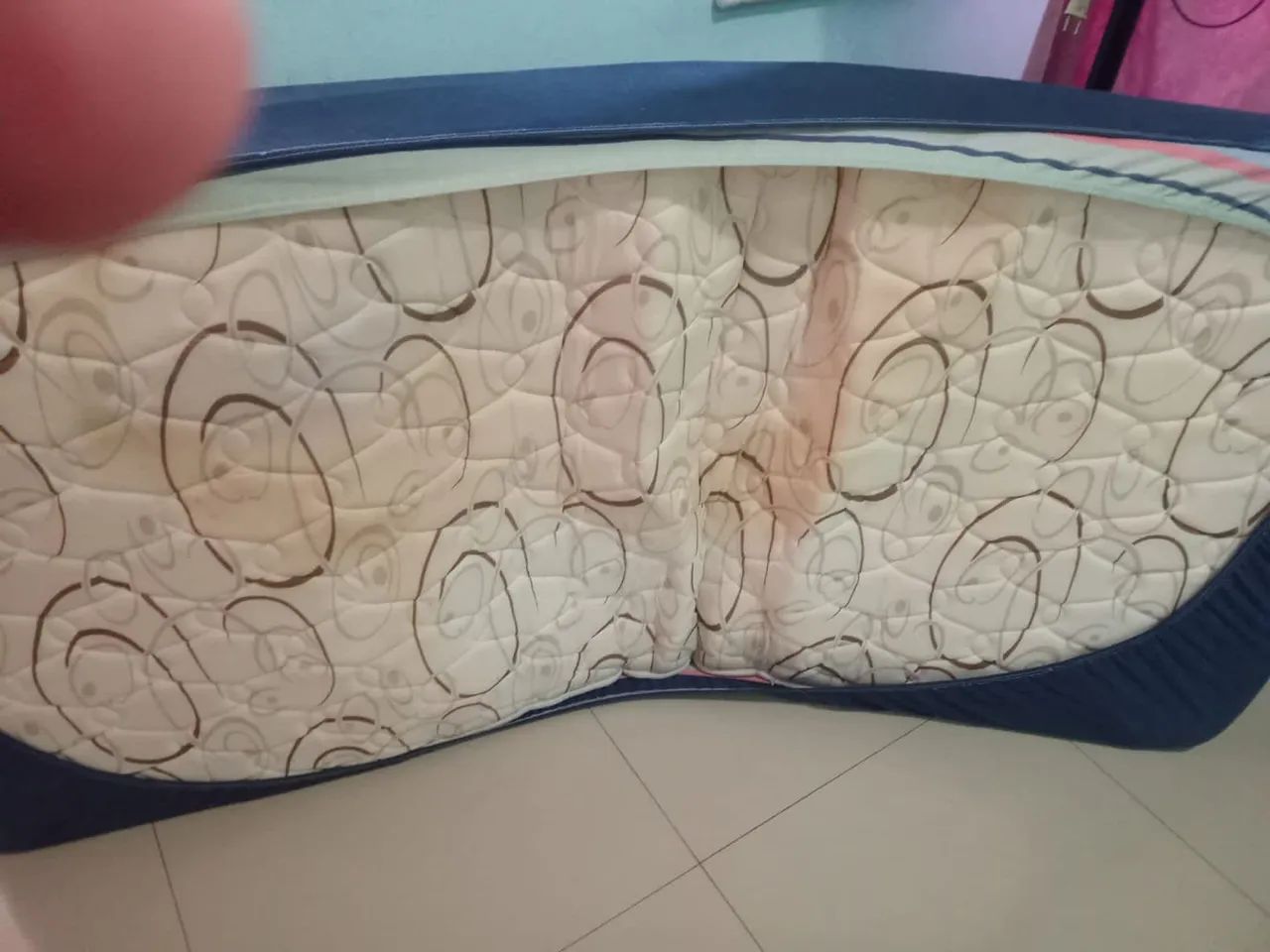 Colchão de espuma grossa de solteiro 