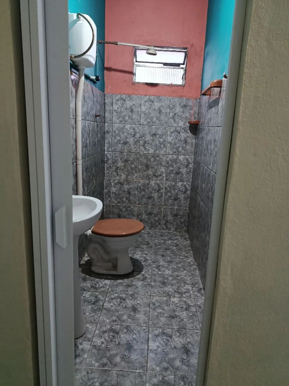 ALUGA-SE KITNET R$450,00<br> - Foto 5