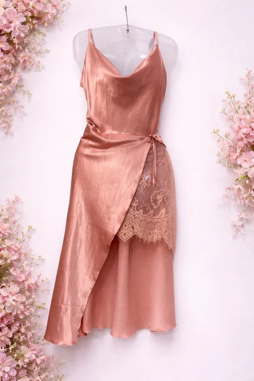 Camisola Acetinada com renda - Foto 2