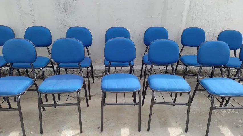 Cadeiras Escritório Estofadas - Foto 2