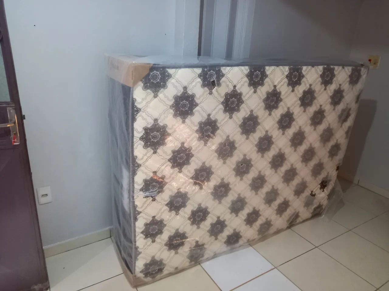 Cama box