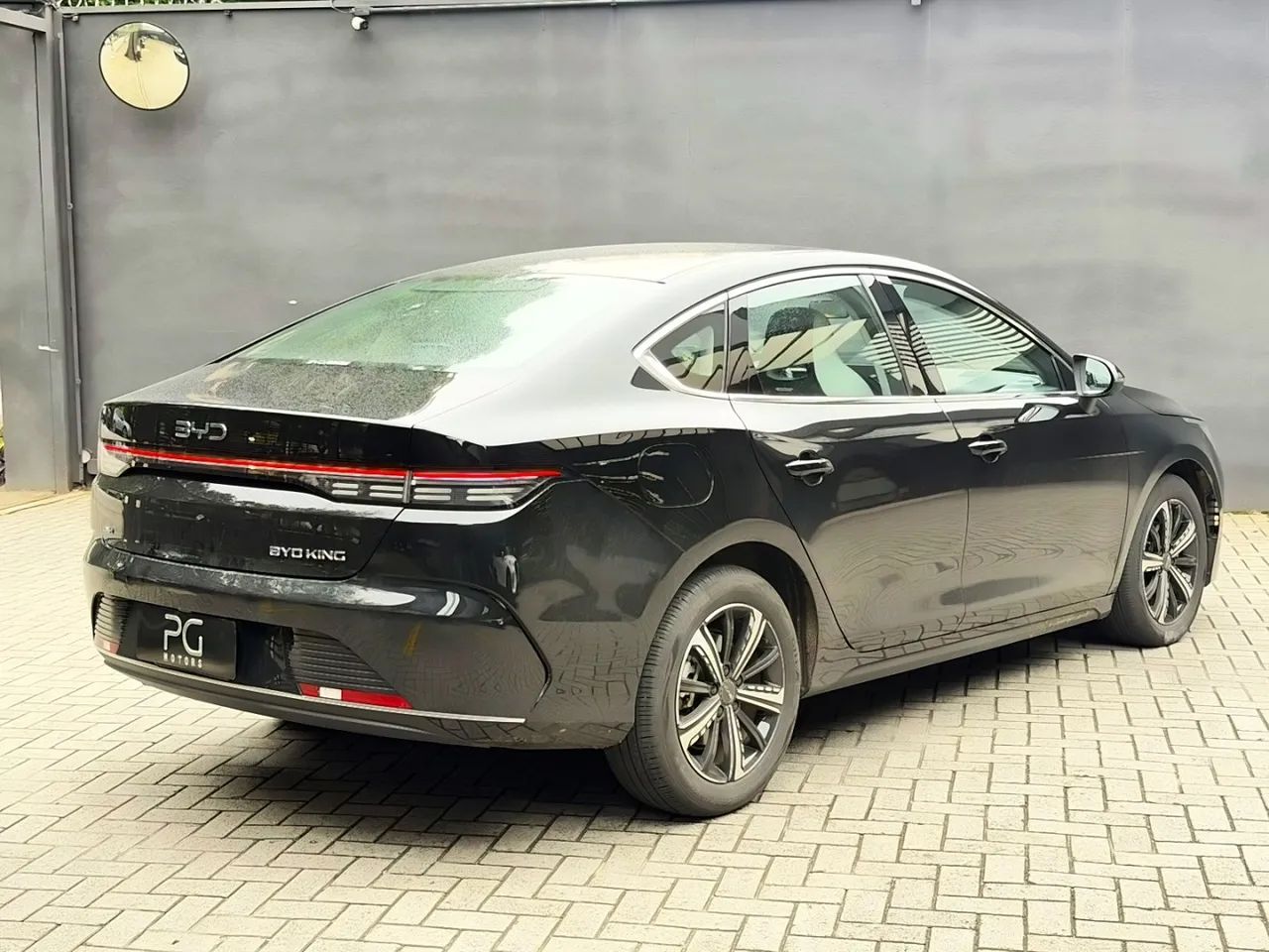BYD King GL 1.5 16V Aut. (Hibrido), foto 3 de 14