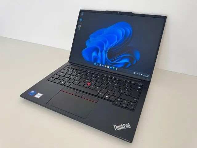 Notebook Lenovo ThinkPad E14 Ultra 5 125U + Intel IA NPU + NVMe