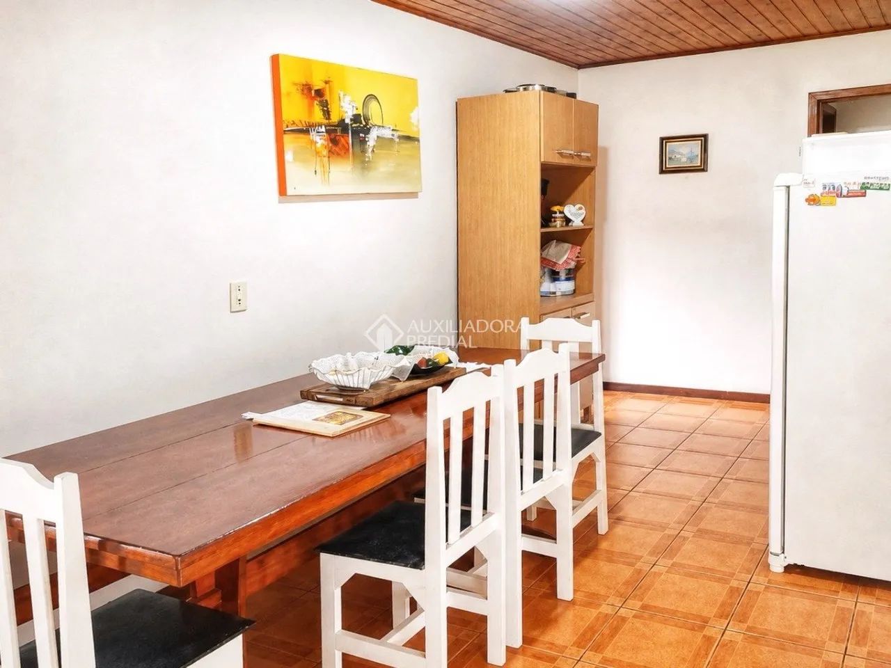 Casa com 6 dormitórios, 3 vagas de garagem no bairro Estreito