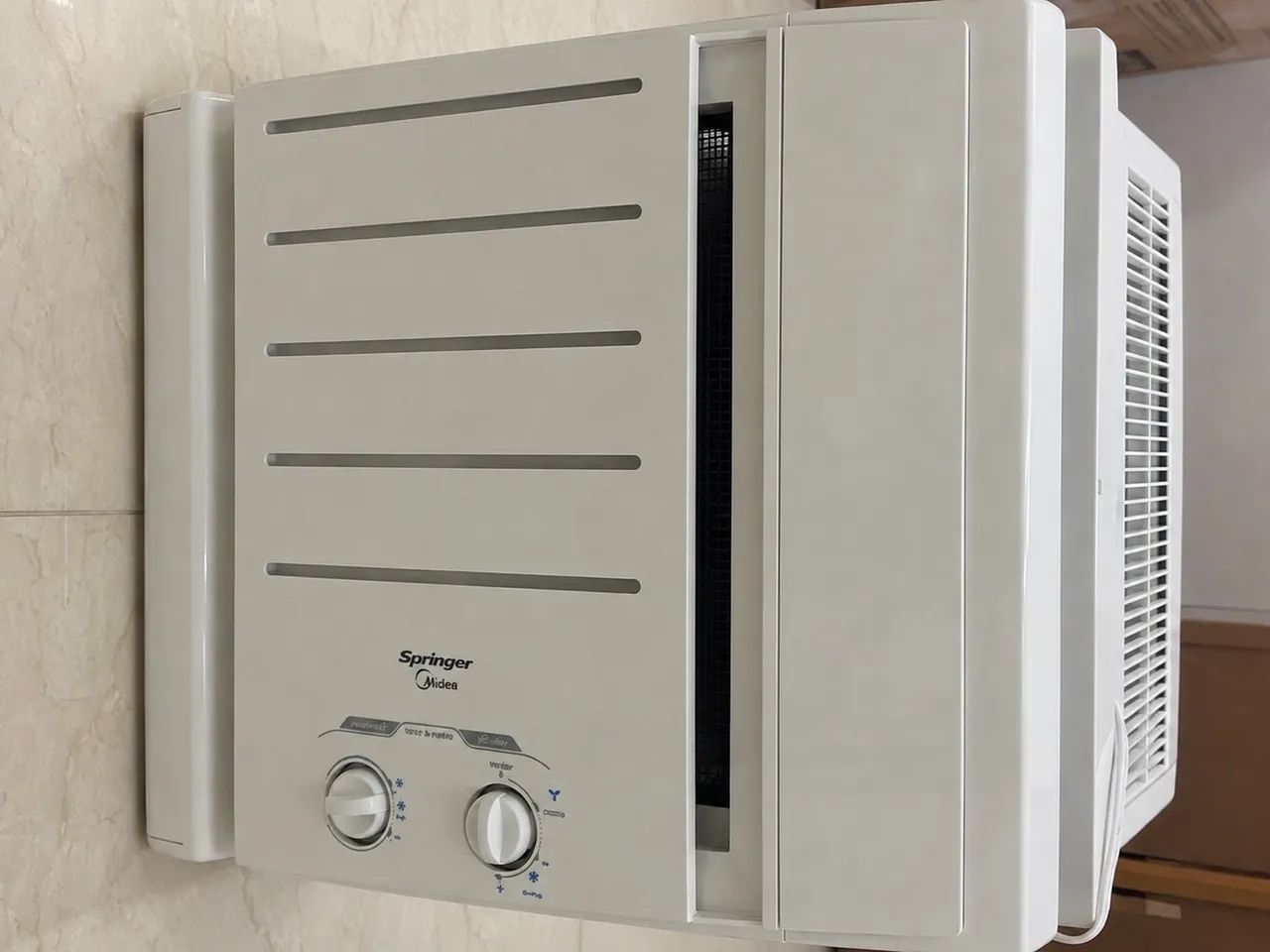 Ar-condicionado Springer Midea