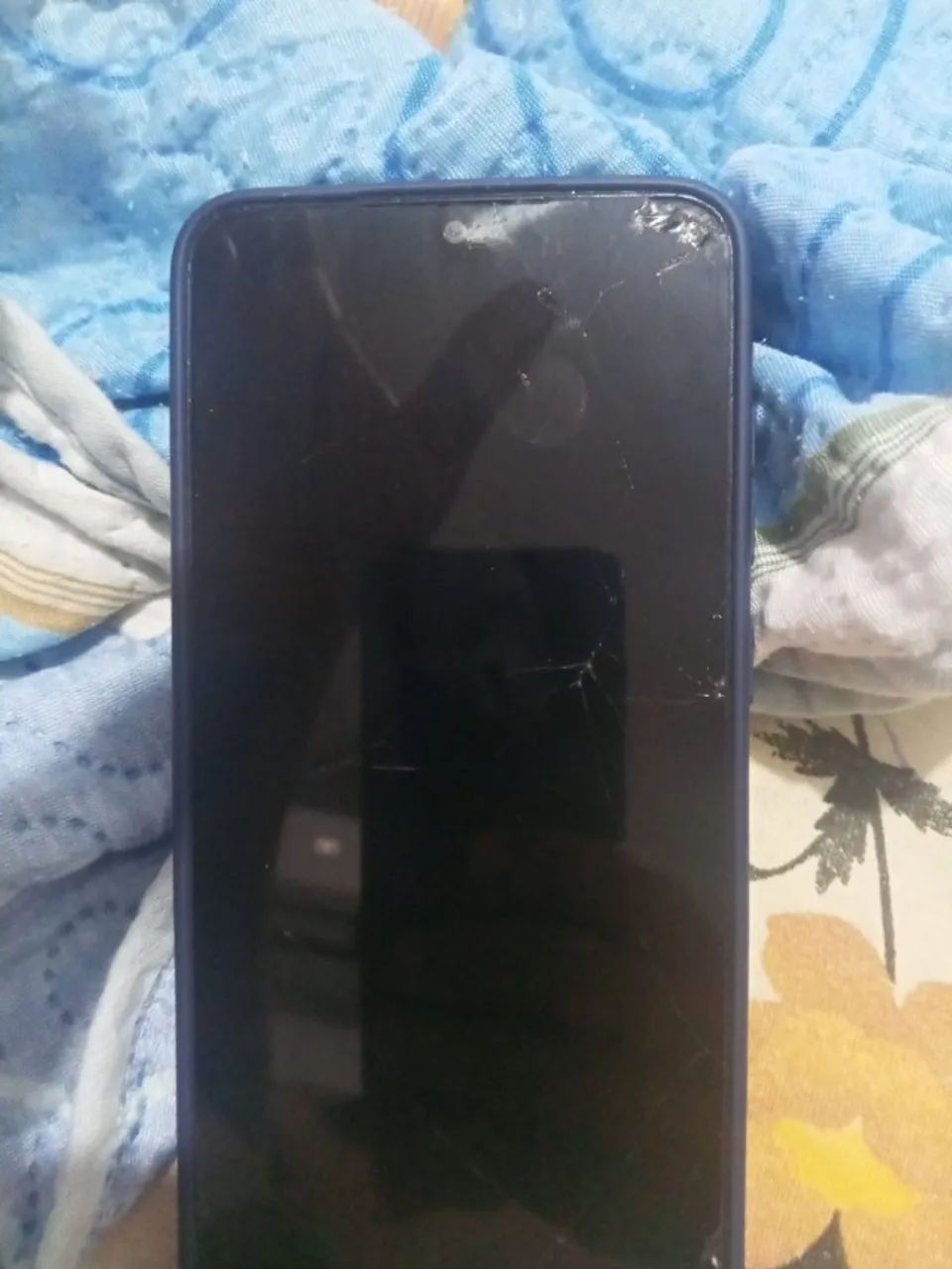Celular Samsung A06 trincado mais todo original  - Foto 4
