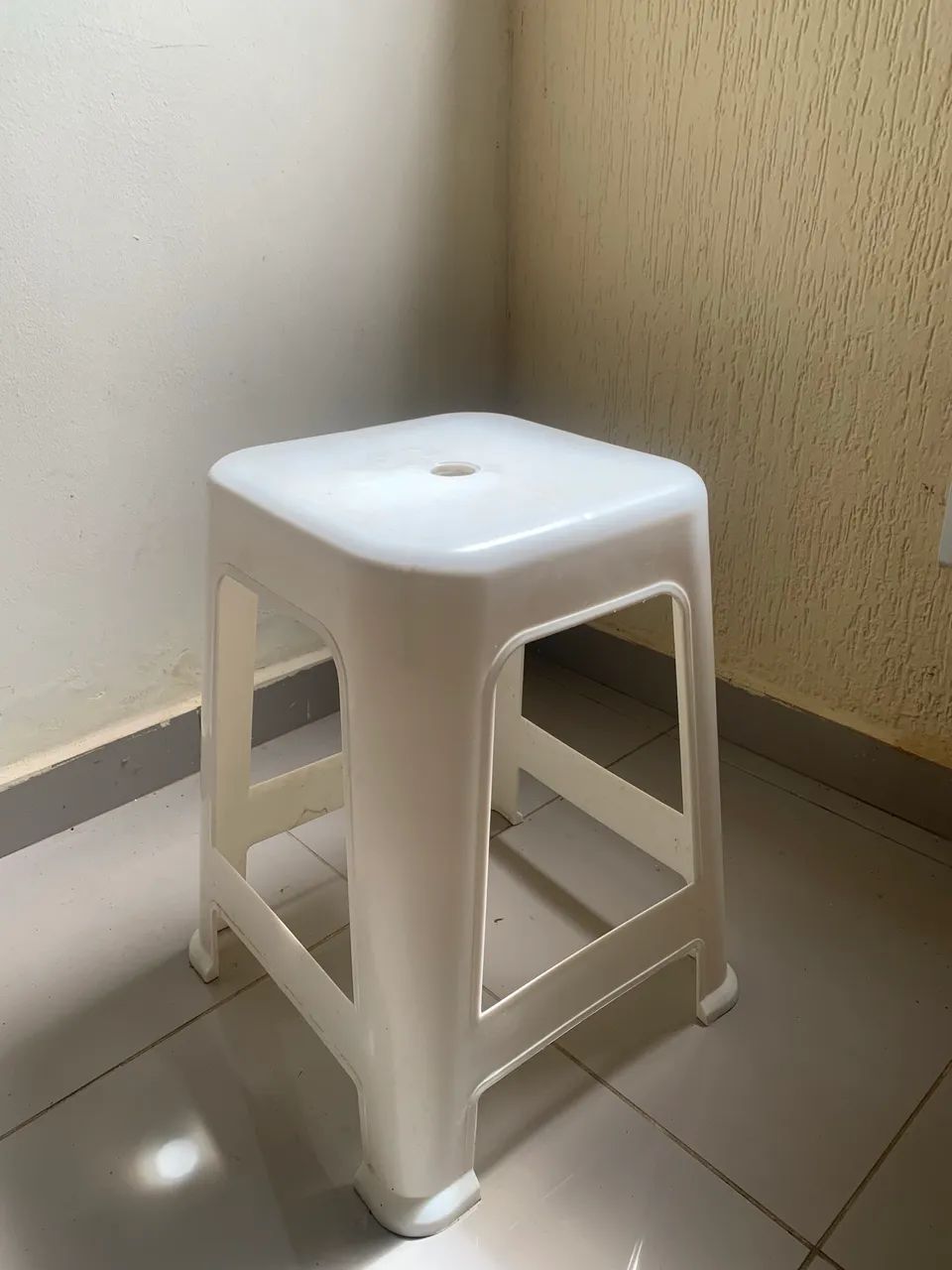 Cabide, varal, mesa, cadeira - Foto 4