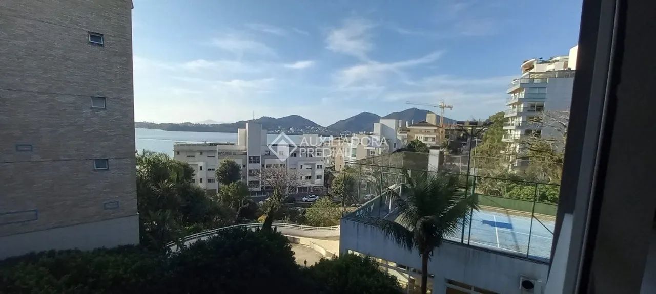 Ampla casa vista mar com 3 suítes - João Paulo - Florianópolis/SC - Foto 3
