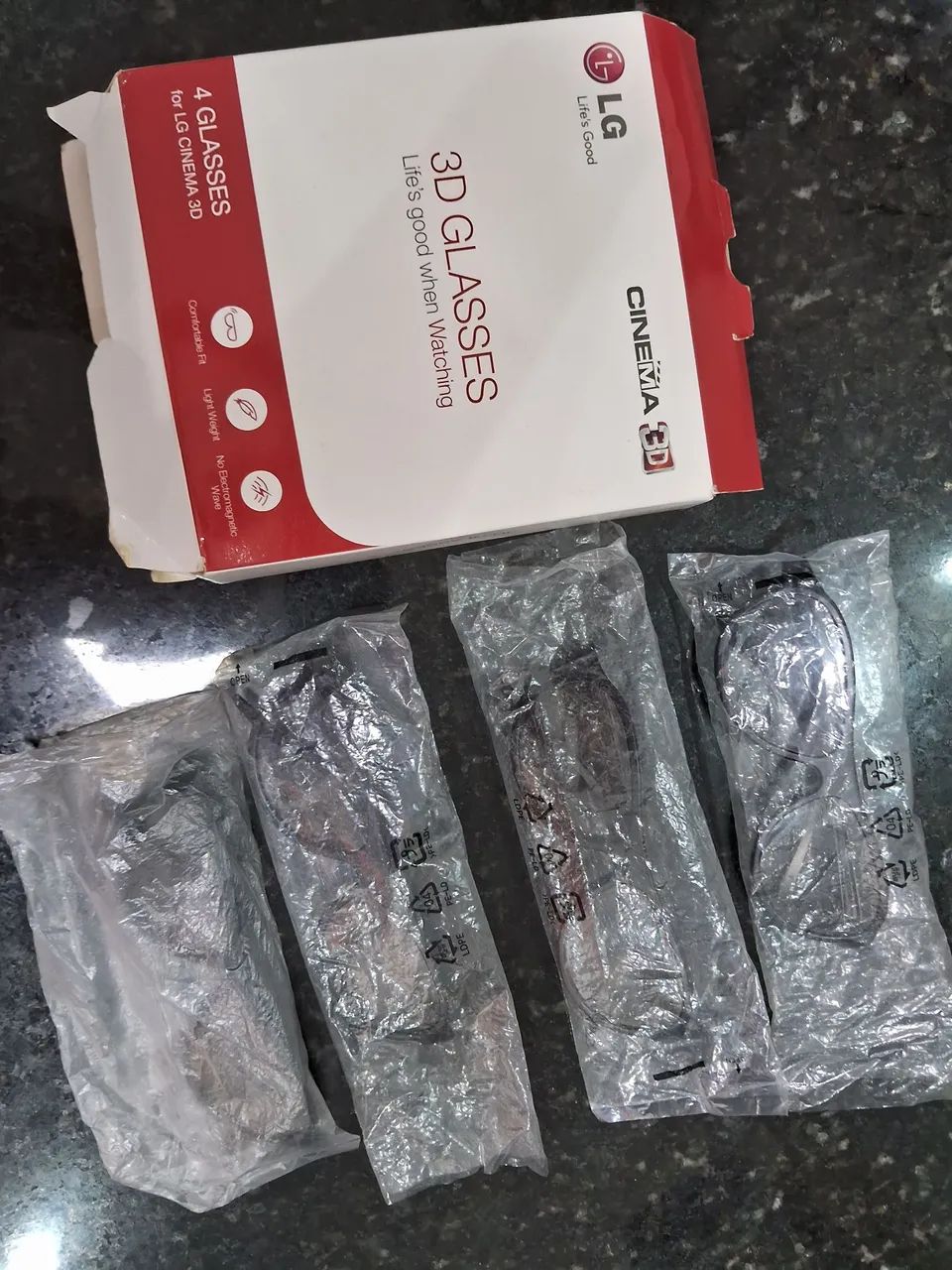 Kit 4 óculos 3d  LG - Foto 4