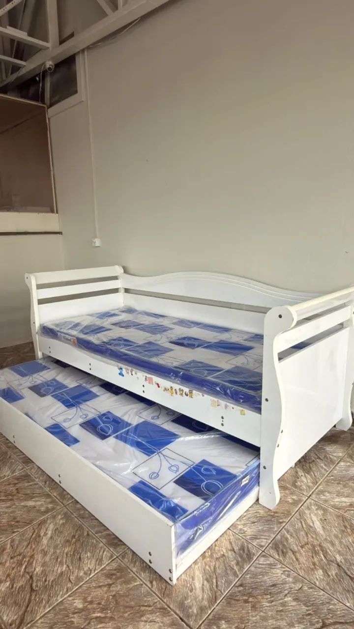 Cama de solteiro usada com auxiliar + 2 colchões novos - Foto 3