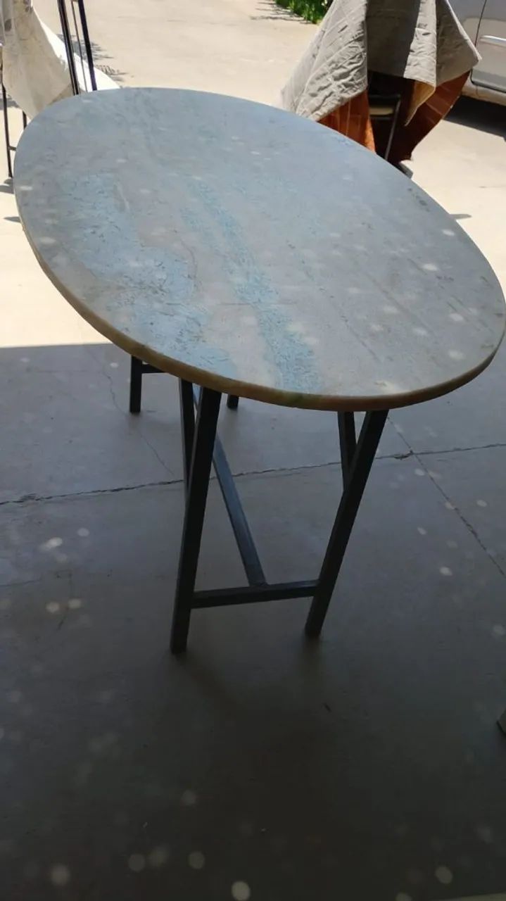 Mesa oval pés de ferro  - Foto 2