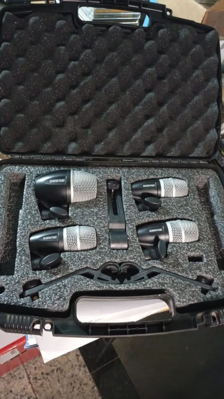 Kit Microfones Shure PG Drum Mic Kit - PG52 e 3 PG56 - Maleta Original - 2002 - Raríssimo