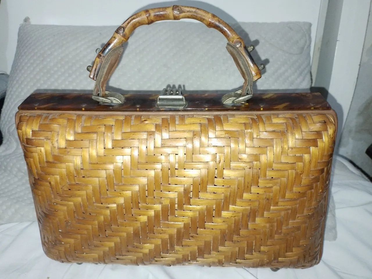 Bolsa Vintage de Bambu/Vime Retrô com Alças de Bambu - Décadas de 60/70 - Foto 5
