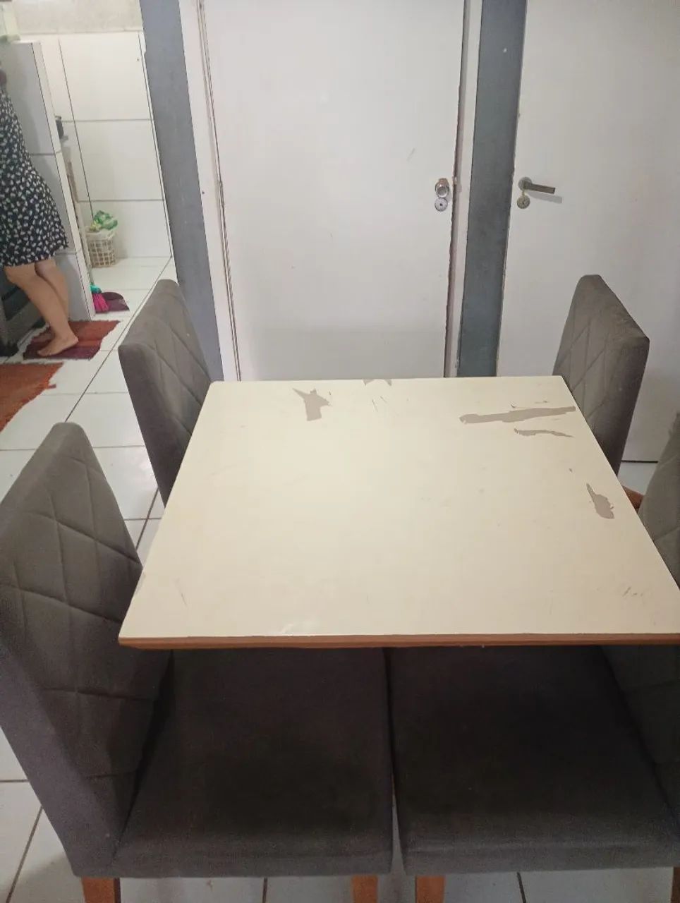 Mesa de 4 cadeiras  - Foto 3