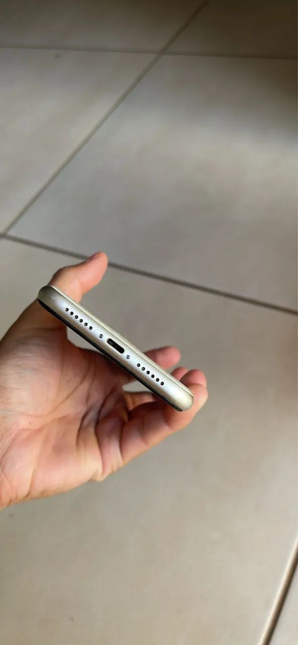 iPhone 11 64Gb Branco - Foto 4