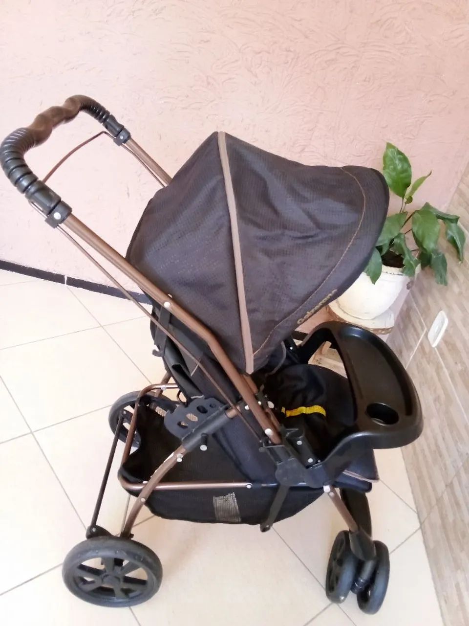 Carrinho de Bebê Galzerano Semi novo - Foto 4