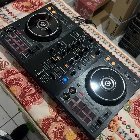 DDJ 400 + CASE  - Foto 2